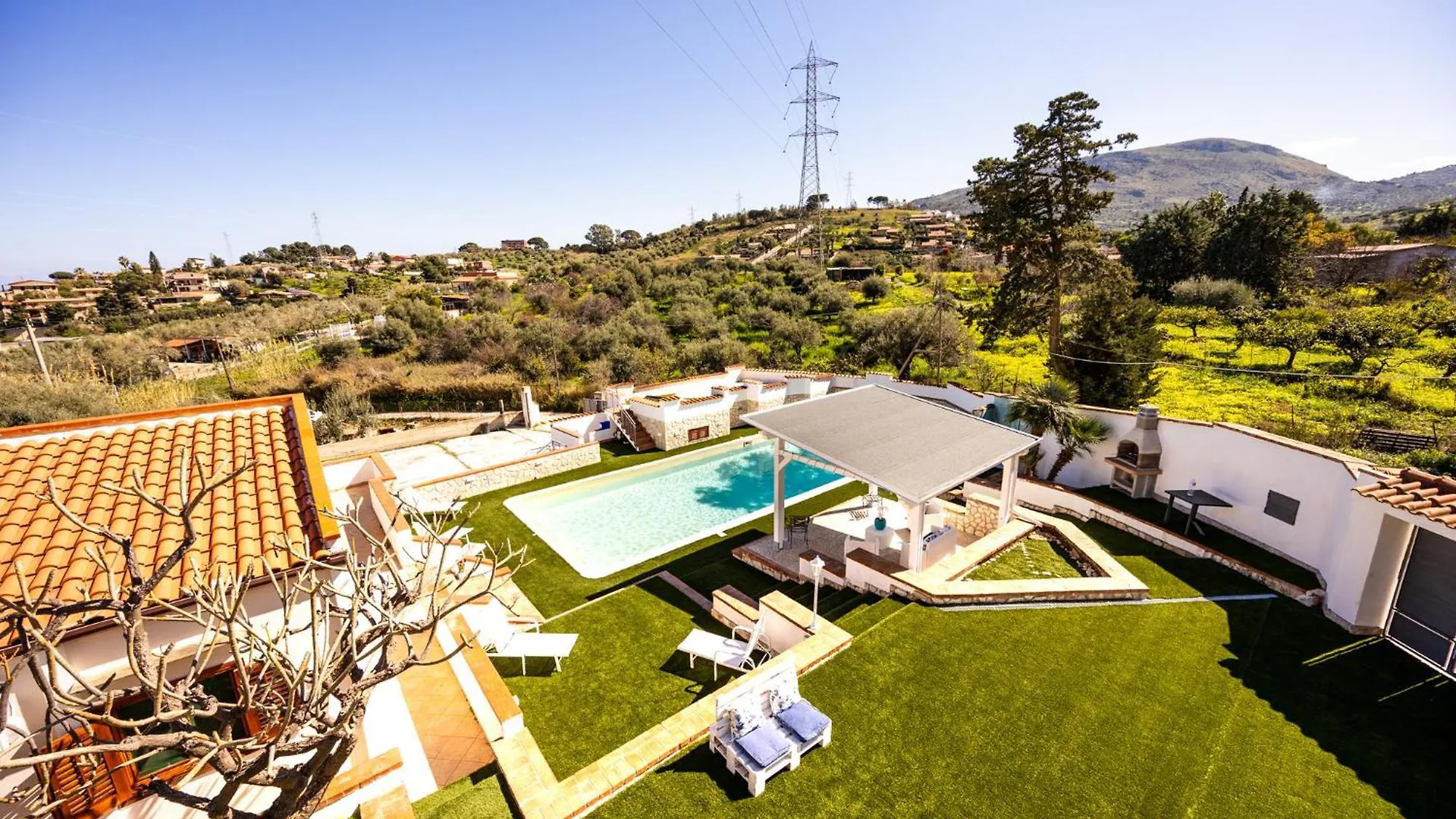 Villa Casty With Private Pool Trabia